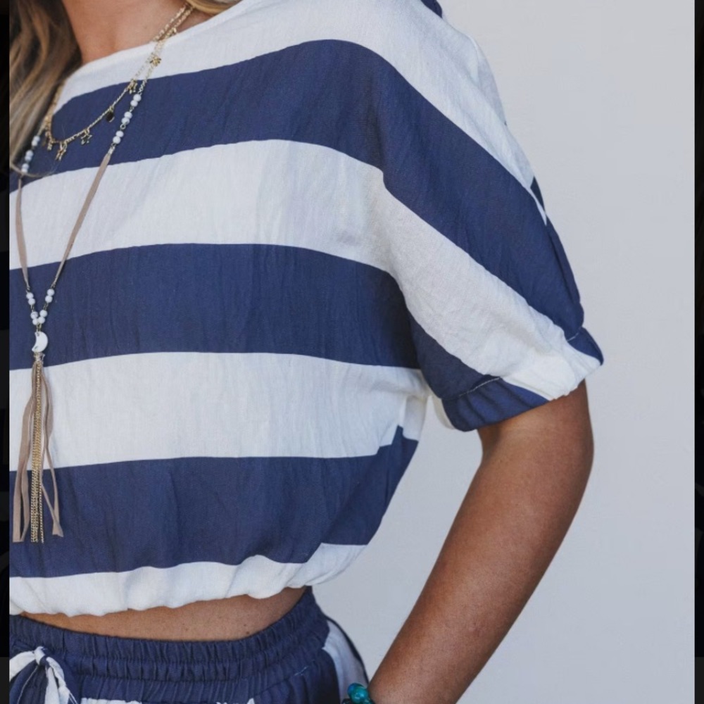 Nautical linen Wide Stripe crop Top - Navy and white